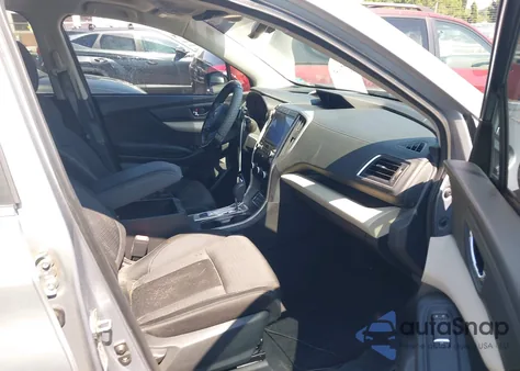 2019 Subaru Ascent Premium z USA, uszkodzony, nr VIN 4S4WMAHD0K3456167